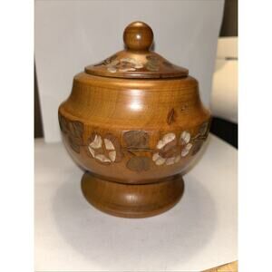 Vintage Hand-Carved Wooden Trinket/Stash Box W/Lid 5”